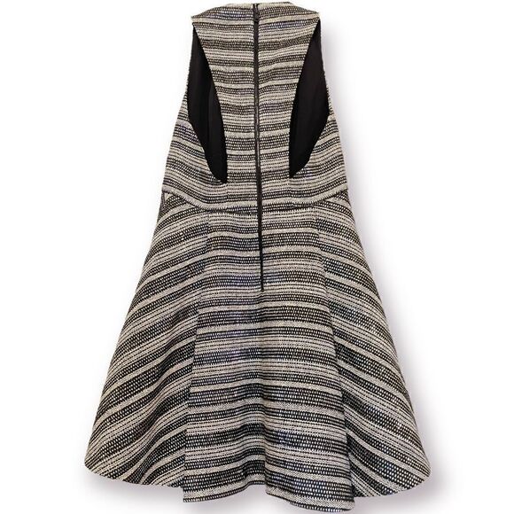Alice + Olivia Patterned Dress with GORGEOUS Pleats & Cutout side/back |Size: 6| - Picture 12 of 12
